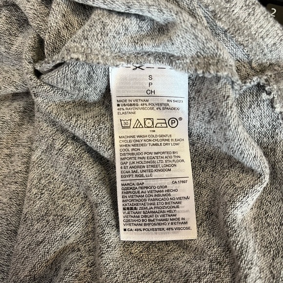 GAP Heathered Gray Cold Shoulder High Low Sweater - Soft & Stretchy Fabric - SML - Picture 7 of 8